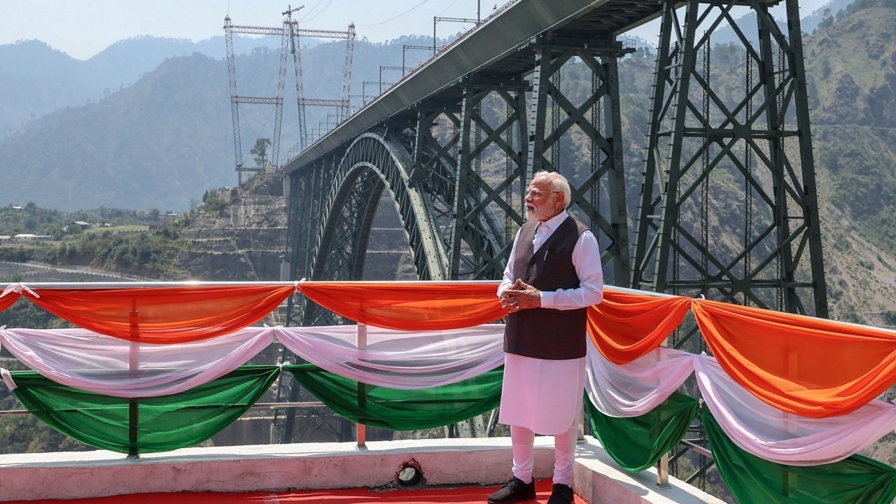 India Opens World's Highest Railway Bridge in Kashmir Amid Tensions
