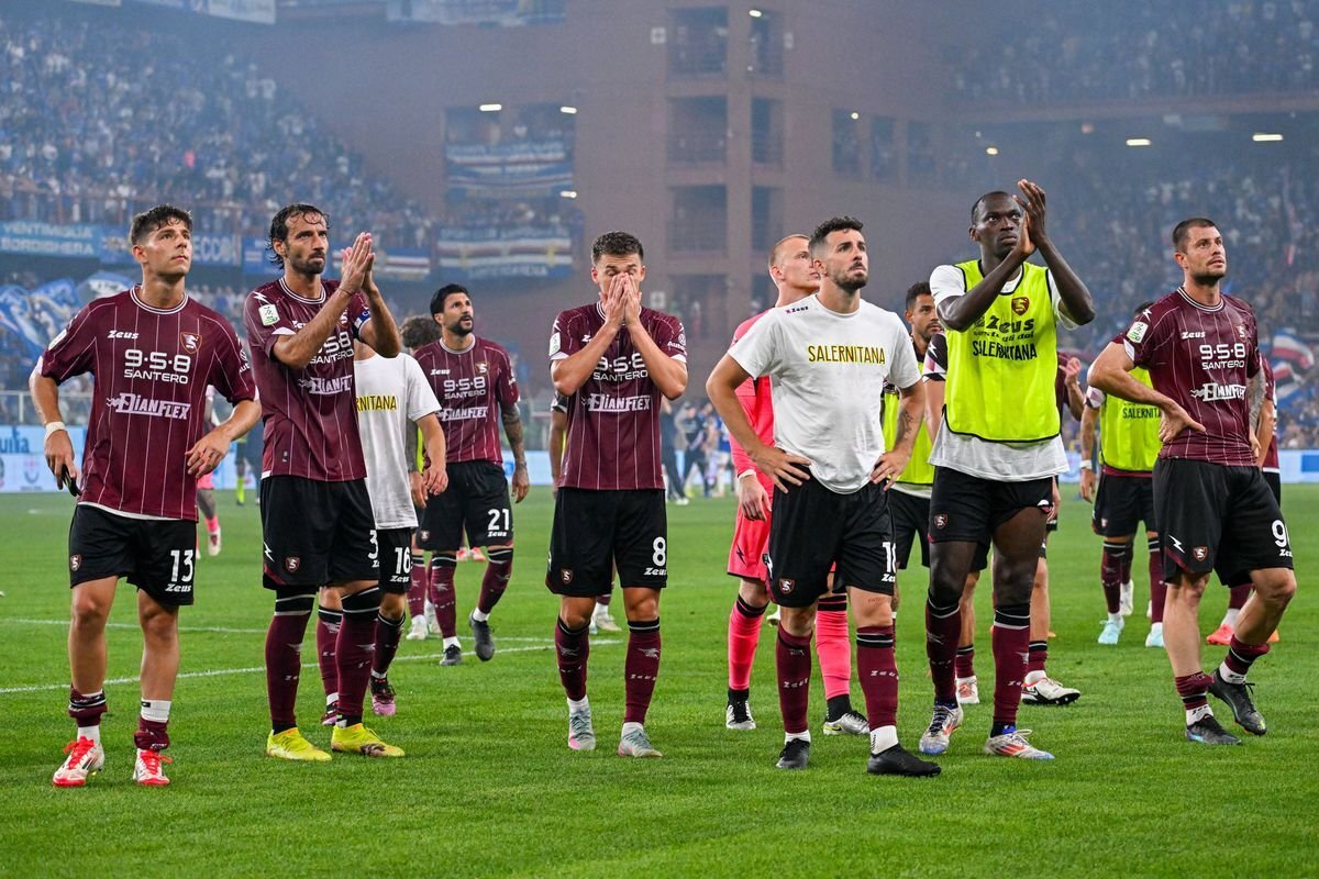 Salernitana Hotel Under Investigation After Food Poisoning Incident