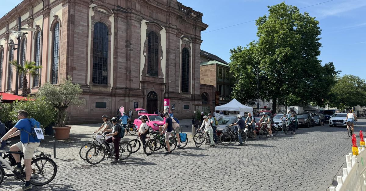 So geht es auch: Mit dem Fahrrad zum Wormser Wochenmarkt. „Wormser for Future“ lädt dazu am Samstag wieder ein.
