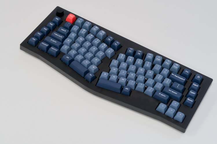 Test du clavier Keychron V10 Max : Alice au pays de Corneille ?