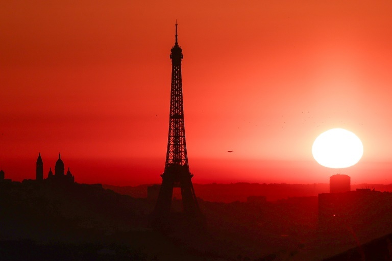 Millions of people were exposed to high heat stress across the south and west of Europe (Thibaud MORITZ)