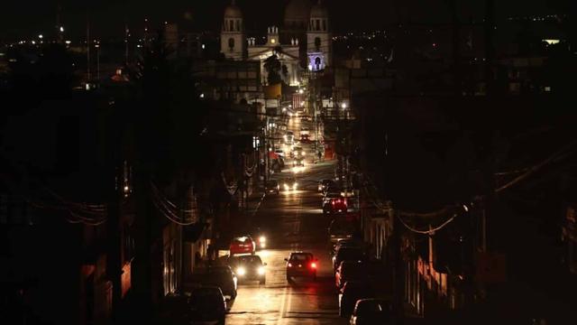 Sheinbaum's Pledge: 60 New Plants for Mexico's Energy Independence
