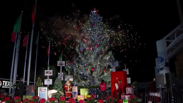 Texas Motor Speedway Holiday Lighting – NBC 5 Dallas-Fort Worth