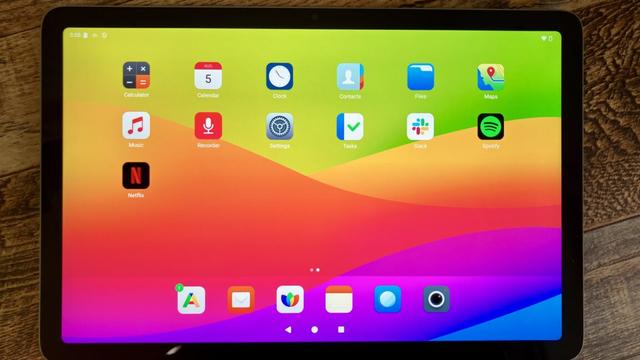 The Murena Pixel Tablet with some apps downloaded.